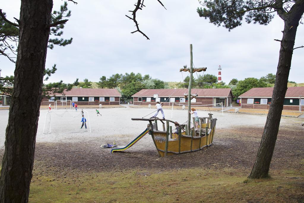 Albergue Sier Aan Zee Hollum  Exterior foto